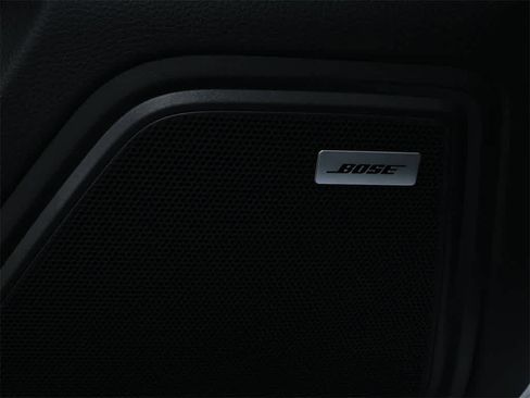 Used 2025 Porsche Macan image 20