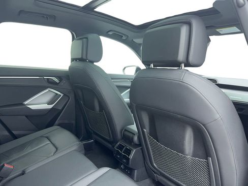 Used 2025 Audi Q3 2.0T Premium image 46