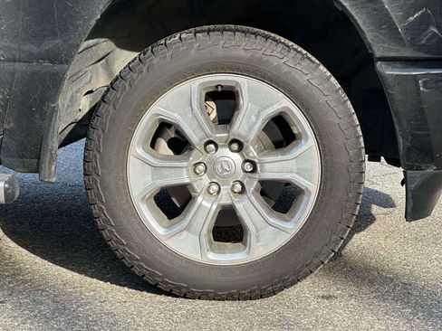 Used 2019 RAM 1500 Big Horn image 7