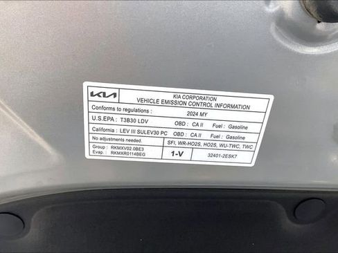 Used 2024 Kia Soul LX w/ Option Group 015 FWD image 29