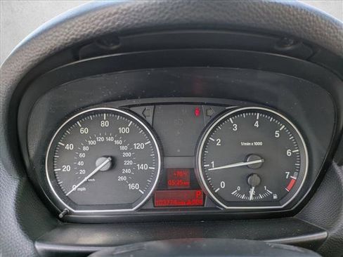 Used 2008 BMW 128i Convertible image 12