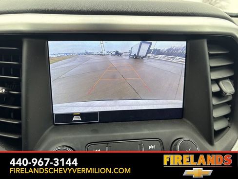 Used 2023 GMC Acadia SLE w/ Driver Convenience Package image 25