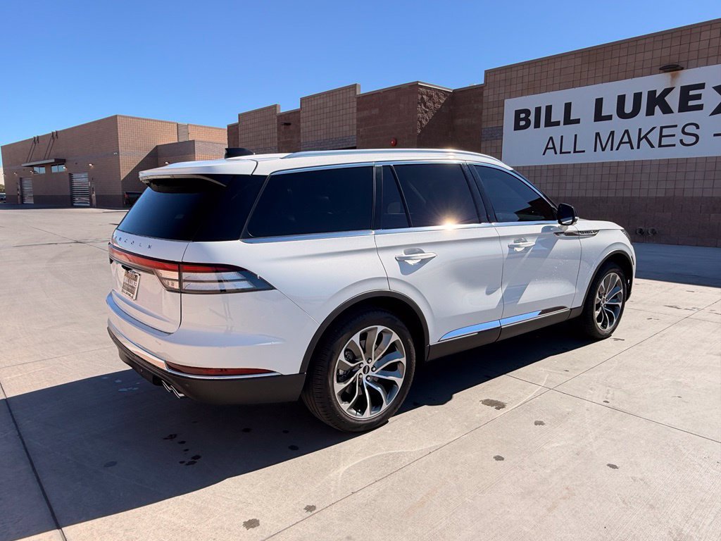 Used 2025 Lincoln Aviator Reserve w/ Illumination Package AWD/4WD image 7