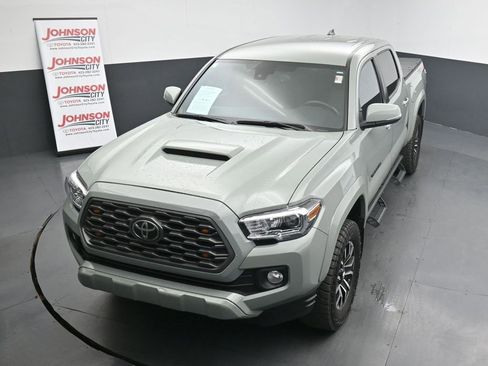 Used 2023 Toyota Tacoma TRD Sport image 12