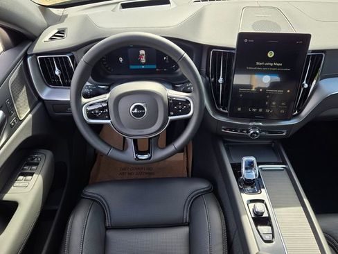 New 2026 Volvo XC60 B5 Ultra w/ Protection Package Premier image 17