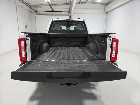 Used 2023 Ford F250 XL w/ FX4 Off-Road Package image 5