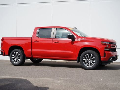 Used 2020 Chevrolet Silverado 1500 RST w/ All-Star Edition image 2