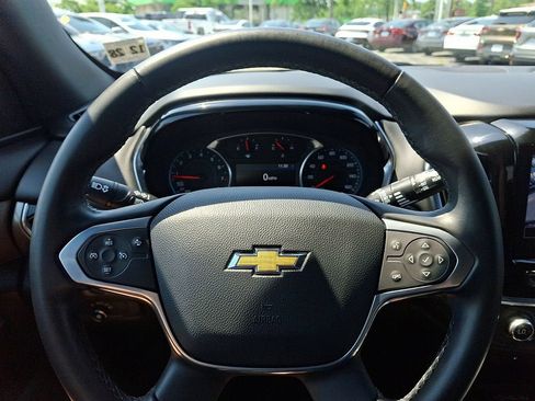 Certified 2023 Chevrolet Traverse LT FWD image 20
