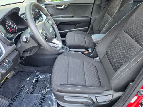 Used 2023 Kia Rio S w/ Technology Package image 16