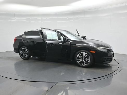 Used 2017 Honda Civic EX-T image 30