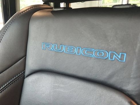 Used 2024 Jeep Wrangler Unlimited Rubicon 4xe AWD/4WD image 29