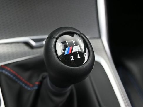 Used 2023 BMW M2 w/ Lighting Package RWD image 27