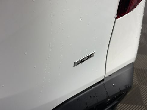 Certified 2024 Kia Seltos EX image 16