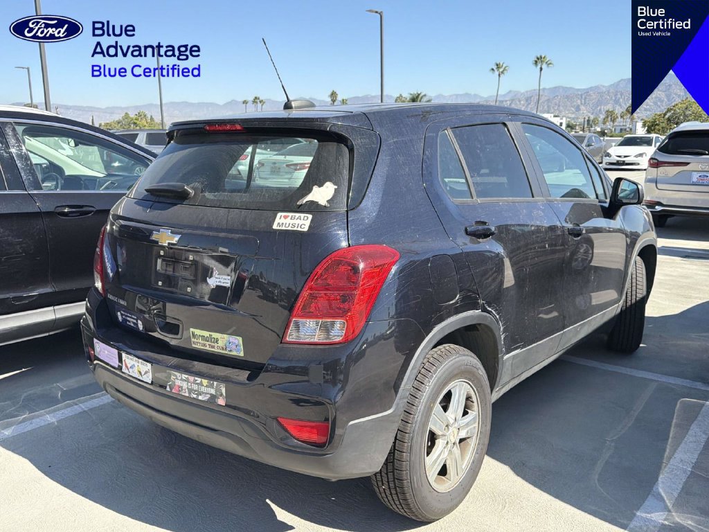 Used 2022 Chevrolet Trax LS AWD/4WD image 11