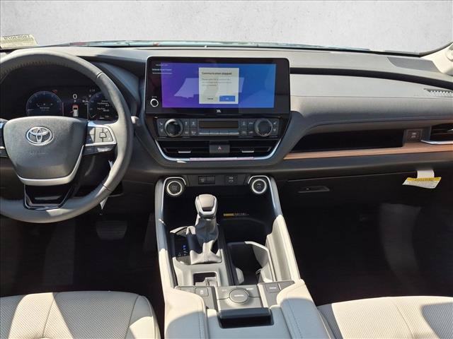 New 2026 Toyota Grand Highlander FWD image 14