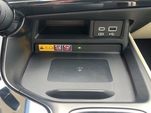 Used 2024 Lexus NX 350h 350h Premium image 32