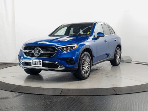 Certified 2026 Mercedes-Benz GLC 300 4MATIC image 3