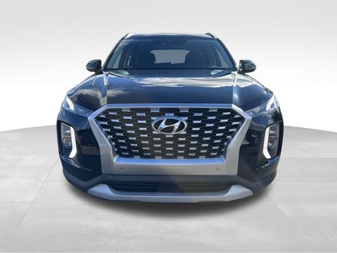 Used 2022 Hyundai Palisade SEL w/ Convenience Package image 2
