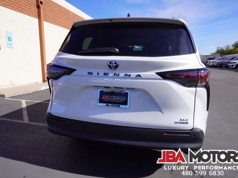 Used 2023 Toyota Sienna XLE image 51