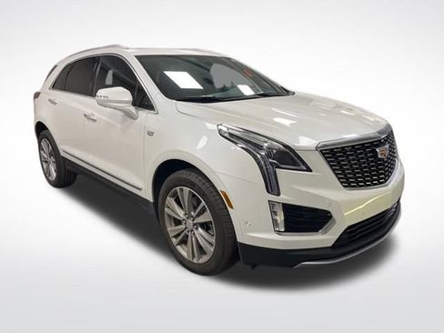 Certified 2024 Cadillac XT5 Premium Luxury w/ Technology Package image 8