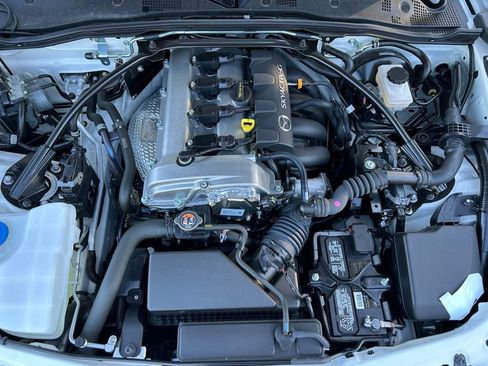 Used 2024 MAZDA MX-5 Miata RF Grand Touring image 11
