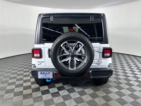 Certified 2024 Jeep Wrangler Unlimited AWD/4WD image 25