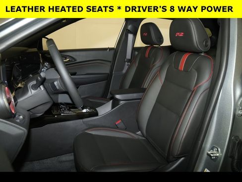 New 2026 Chevrolet Trax RS w/ Sunroof Package image 4