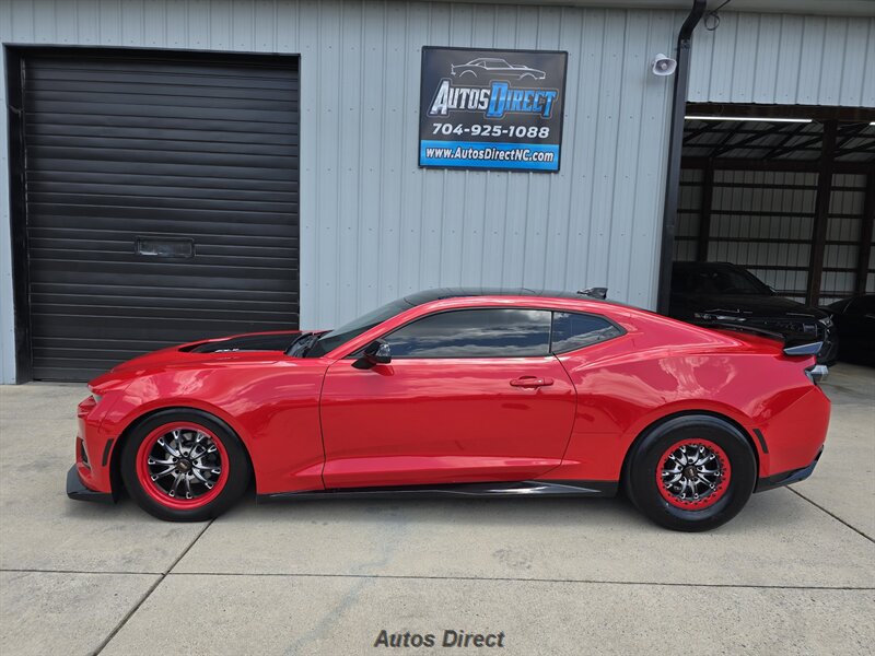 Used 2017 Chevrolet Camaro ZL1 RWD image 8