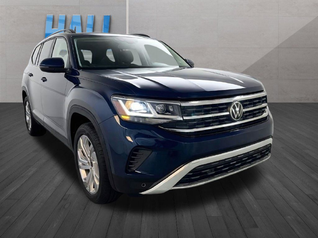 Used 2023 Volkswagen Atlas SE w/ Panoramic Sunroof Package AWD/4WD image 9