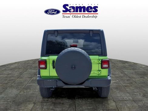 Used 2025 Jeep Wrangler Unlimited Sport AWD/4WD image 4