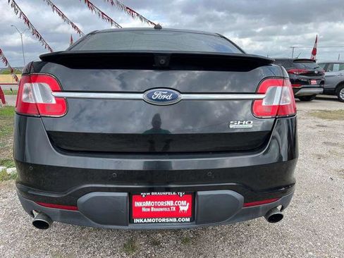 Used 2010 Ford Taurus SHO image 6