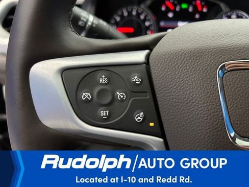 Used 2023 GMC Acadia SLT w/ Preferred Package image 20