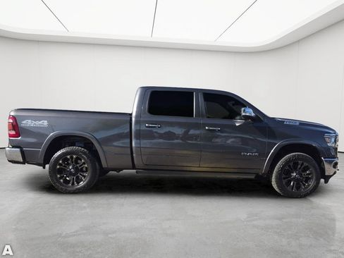 Used 2019 RAM 1500 Laramie AWD/4WD image 8