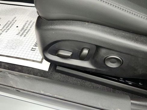 Used 2025 Cadillac CT4 Premium Luxury image 11