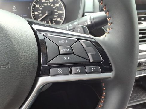 Certified 2025 Nissan Altima 2.5 SR w/ SR Premium Package image 11