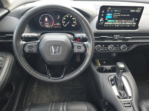 Used 2024 Honda HR-V EX-L image 11