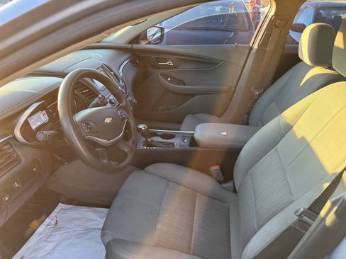 Used 2014 Chevrolet Impala LS FWD image 11