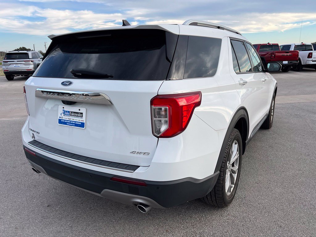 Used 2023 Ford Explorer Limited AWD/4WD image 7