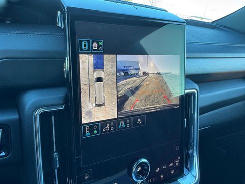 Certified 2025 GMC Yukon XL Denali image 16