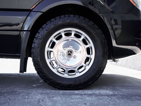 Used 2017 Mercedes-Benz Sprinter 3500 image 16