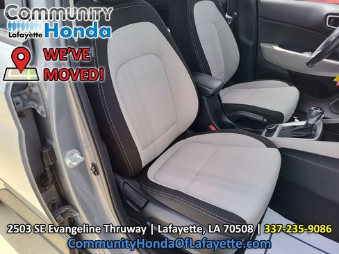Used 2023 Hyundai Venue SEL FWD image 30