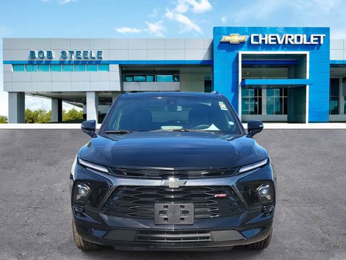 Used 2025 Chevrolet Blazer RS image 2
