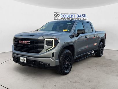 Used 2023 GMC Sierra 1500 Elevation