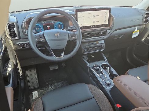 New 2025 Ford Bronco Sport Outer Banks w/ Outer Banks Tech Package+ image 10