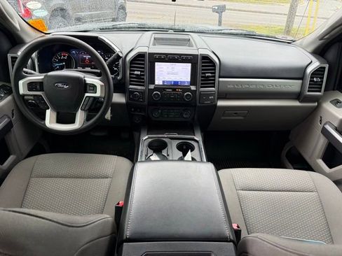 Used 2020 Ford F250 XLT w/ XLT Premium Package AWD/4WD image 17