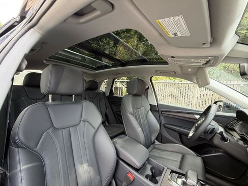 Used 2025 Audi Q5 e Premium AWD/4WD image 21