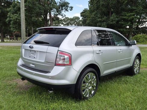 Used 2010 Ford Edge Limited FWD image 3