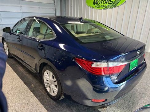 Used 2014 Lexus ES 350 w/ Luxury Package image 4