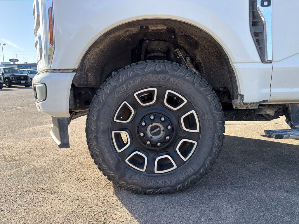 Used 2024 Ford F350 Platinum w/ Snow Plow Prep Package AWD/4WD image 24