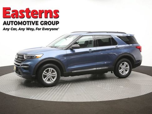 Used 2020 Ford Explorer XLT w/ Equipment Group 202A AWD/4WD image 58